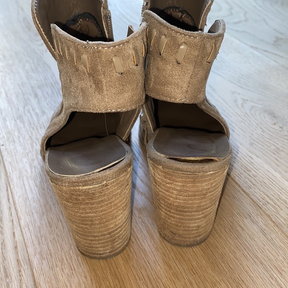 Taupe booties - Picture 3 of 7